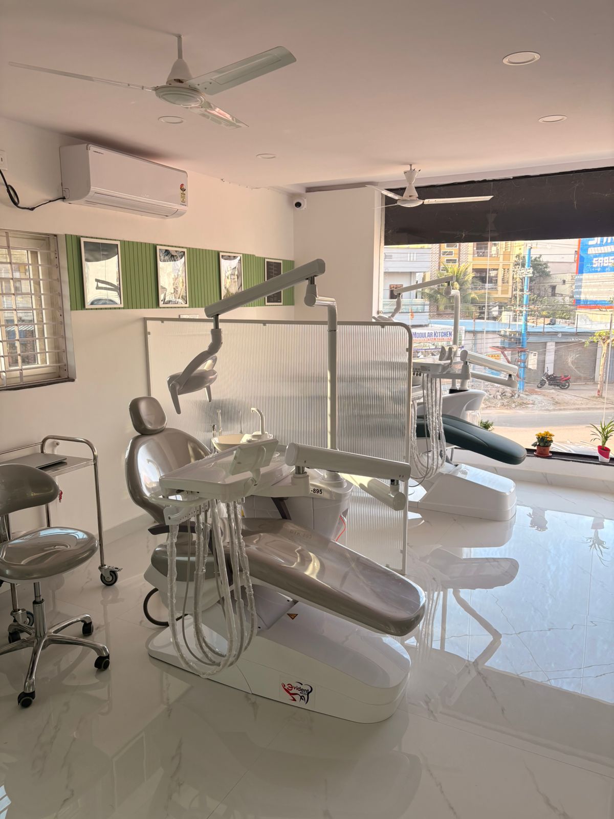 Lume Dental Clinic - Treatment Room